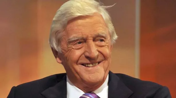 Podcast AI menghidupkan kembali Sir Michael Parkinson