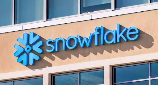 Kolaborasi antropik mendorong lonjakan Snowflake