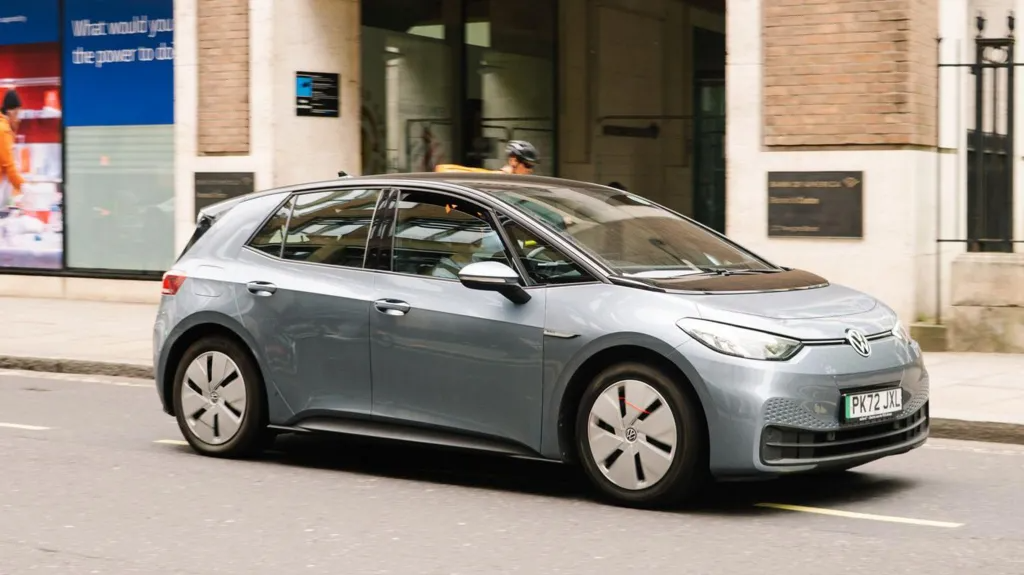 VW memperkenalkan langganan bulanan untuk meningkatkan tenaga mobil